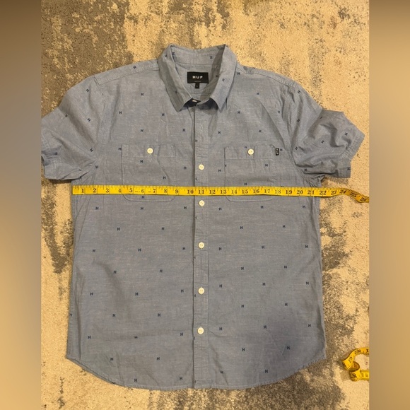 Men’s Blue HUF Button Up - Picture 5 of 6